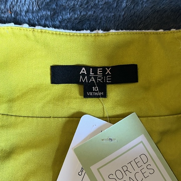 Alex Marie White and Yellow Mini Pencil Skirt with Cut Out - Picture 6 of 7